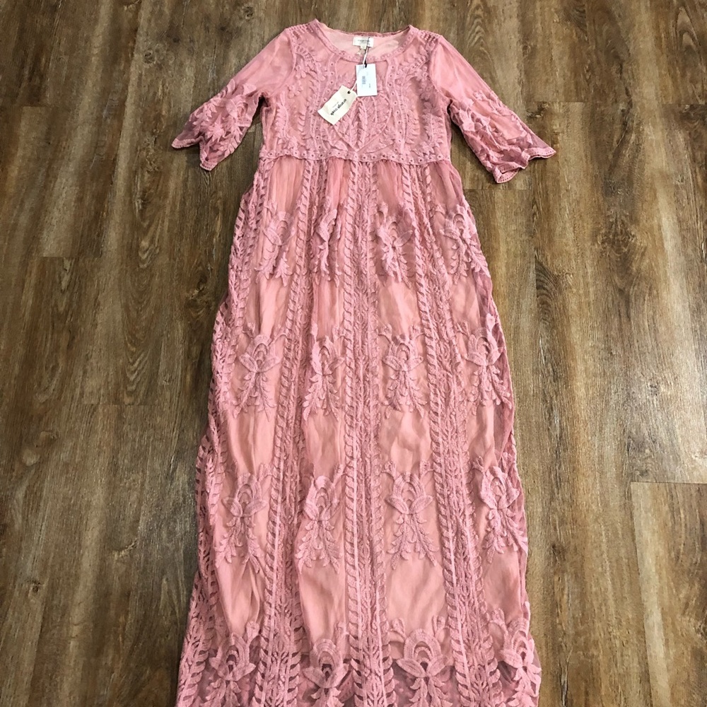Women’s Wren & Ivory Selena Pink Lace Dress